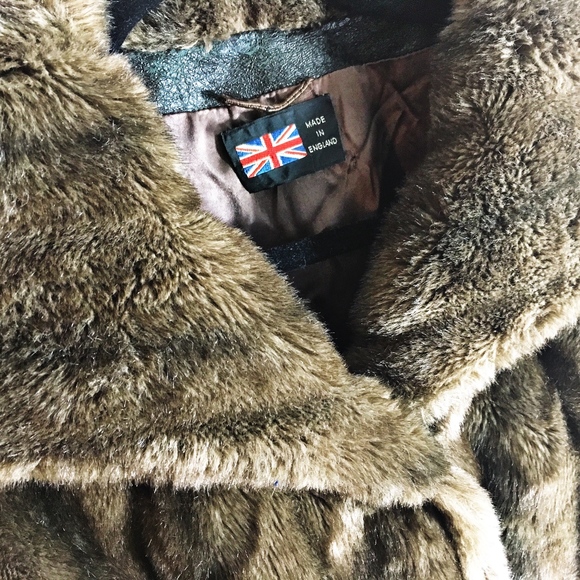 GINO ROSSI Tissavel Faux Fur Coat - Picture 2 of 7